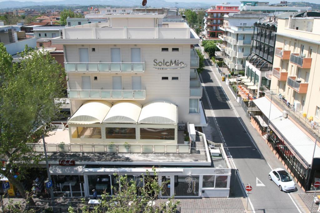 索尔米奥酒店 Marebello 外观 照片